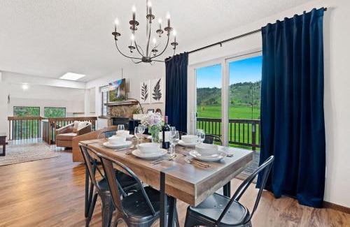 Fort Collins House | The Horsetooth Stoop - Biking, Boating & Sunsets