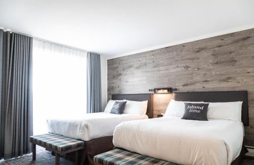 Queens Square Hotel | The Hotel on Pownal