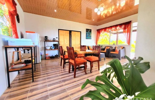 Canton Guatuso House | The House on the Hill