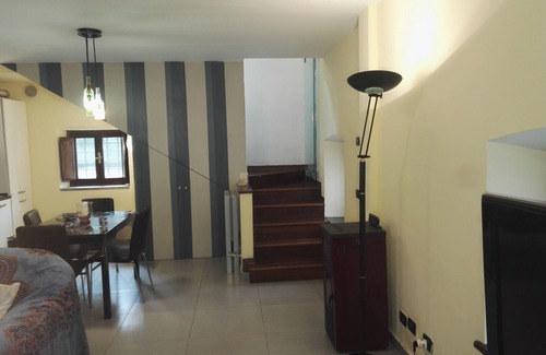 Pisogne Villa | The house a stone's throw from the lake .
