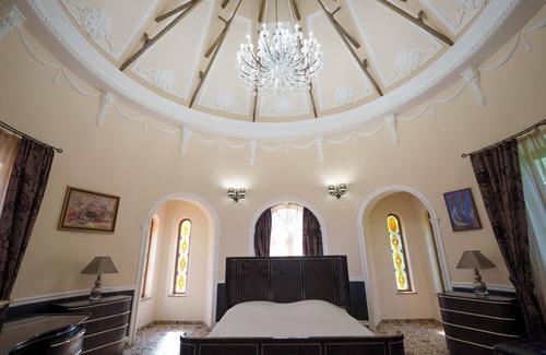 Byurakan Hotel | The House
