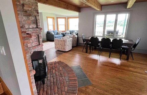 Clinton House | The House at Clinton Hills Lodgen