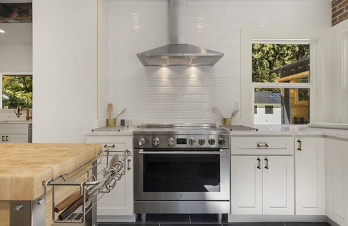 Monroe Other | The House at Richardson Creek is a 20 bed Amenity-Rich Dutch Colonial Farmhouse