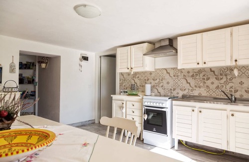 Sarzana Apartment | The house Blue 5 terre vacations Sarzana