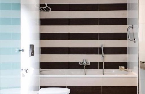 Galway City Centre Hotel | The House Hotel