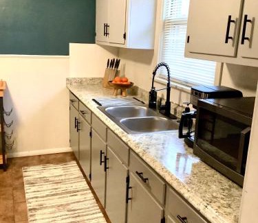 Lakewood House | The House Hotels - Cohasset upper