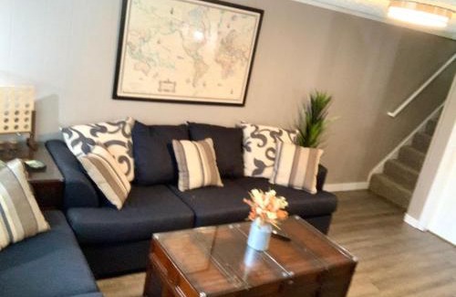 Uniontown House | The House Hotels- E. Turkeyfoot #1
