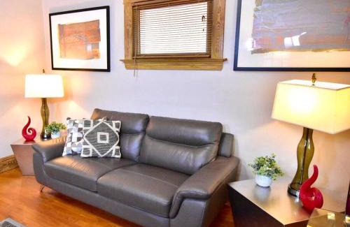Lakewood Apartment | The House Hotels - Ridgewood Lower