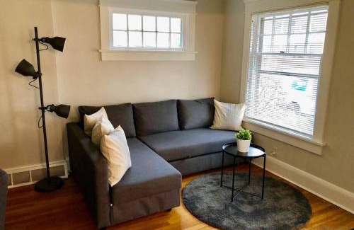 Lakewood House | The House Hotels - Thoreau #3 - Centrally Located in Lakewood - 10 Minutes to Downtown Attractions
