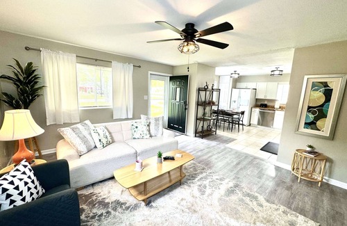 Avon Lake Apartment | The House Hotels - Vineyard