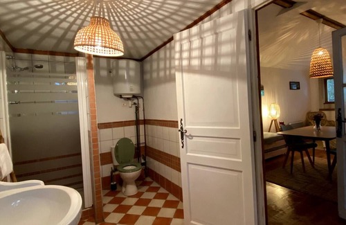 Villerest House | The house in the heart of the cedars, a charming cocoon just 5 minutes from the center of Roanne.