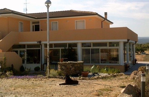 Alghero House | The house of John & Angela