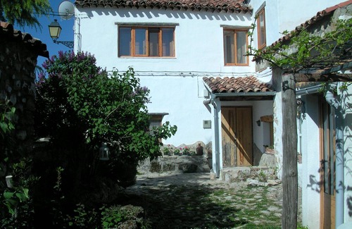 Santiago-Pontones Cottage | THE HOUSE OF LIGHT (VTAR/JA/00685. Tourist Housing of Rural Accommodation) -.