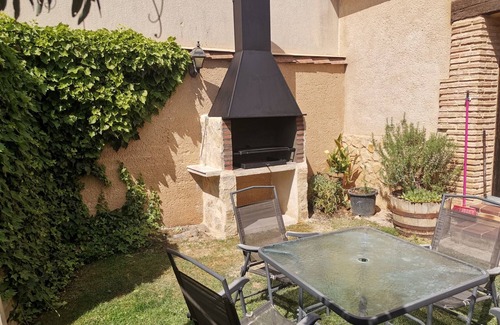Turrubuelo Cottage | The House of the Chickens for 4 people