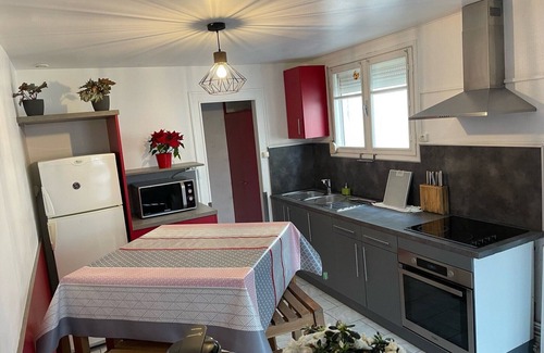 Chateaubriant House | The house of the warblers