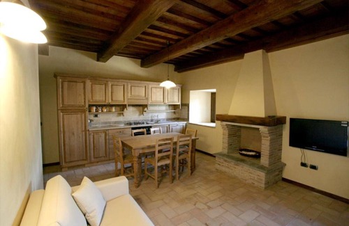 Camerino Apartment | The House of the Village