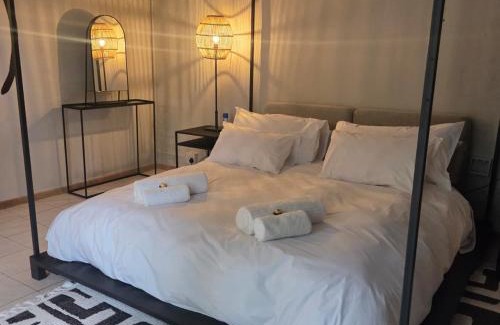 Lanseria Apartment | The House On The Hill