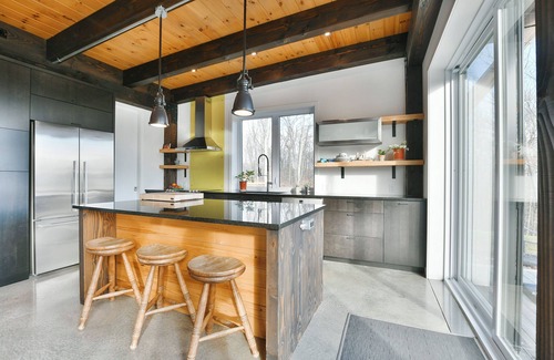 Valcourt House | The house on the maple grove. Private land close to local attractions