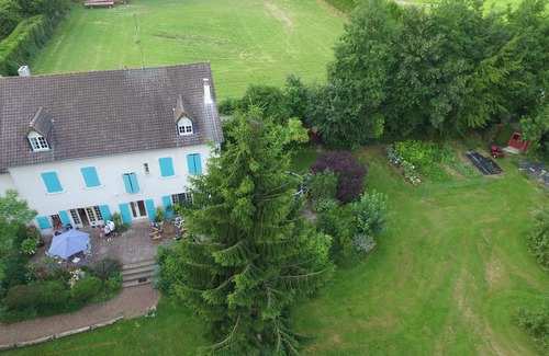 Bernot Cottage | "The House on the Prairie. Bernot Located in the upper valley of the Oise.