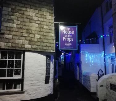 Polperro Bed & Breakfast | The House on the Props