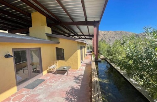 Morongo Valley House | The House on the Cliff - Pet Friendly Incredible Views of Joshua Tree