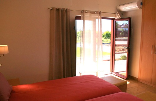 Capelas Apartment | The House that Welcomes You