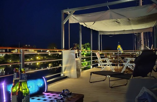 Solvesborg Boat Rental | The houseboat Astrid