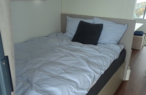 Solvesborg Boat Rental | The houseboat Astrid