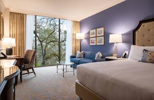 The Villages Hotel | The Houstonian Hotel, Club & Spa