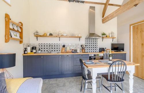 Fenny Compton House | The Hovel