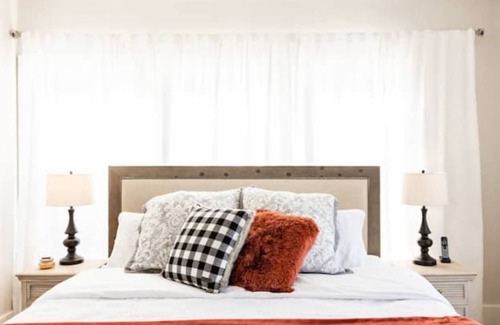 Siloam Springs House | The Hub