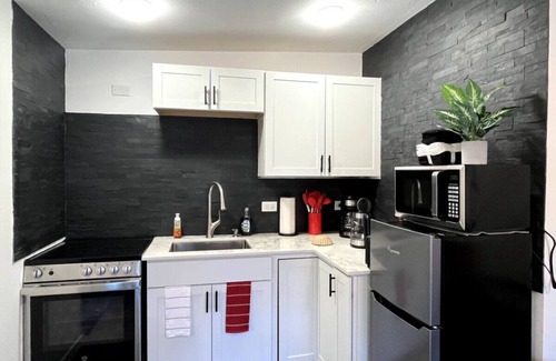 Tempe Apartment | The Hudson Suite Spot - Studio Apt Close to ASU