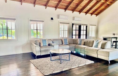 Dickenson Bay Villa | The Hummingbird Villa