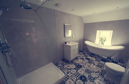 Ambergate Bed & Breakfast | The Hurt Arms