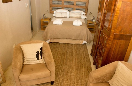 Nieu-Bethesda Bed & Breakfast | The Ibis Lounge