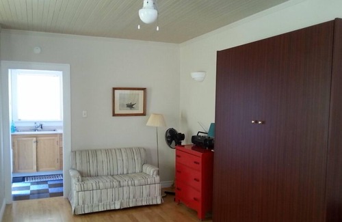 Mill Cove Cottage | The Ice House, Cottage 2, ("The Icicle")