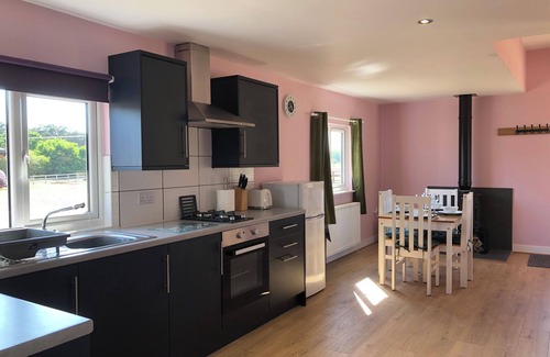 Bury St Edmunds Cabin | The Ideal Weekend Getaway in the Country - Wagtail Lodge