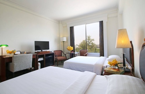 Nai Mueang Hotel | The Imperial Hotel & Convention Centre Korat