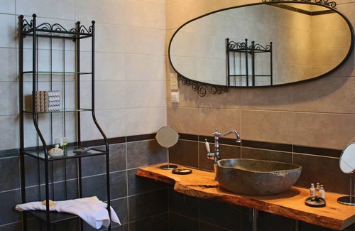 Votsi House | The Infinity 180 Luxury Suites - Adults Only