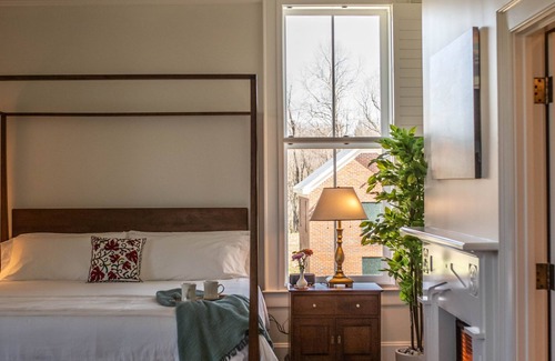 Lead Mines Hotel | The Inn at Foster Falls