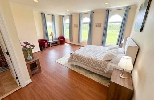 Purcellville Bed & Breakfast | The Inn at Grass Roots Hill