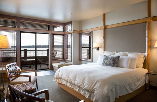 Langley Bed & Breakfast | The Inn at Langley