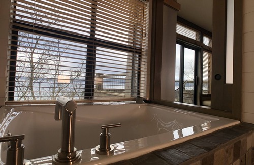 Langley Bed & Breakfast | The Inn at Langley