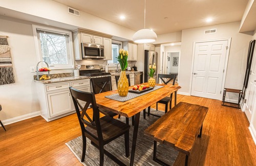 Newton Highlands Apartment | The Inn at Newton Highlands, boutique apartment-hotel