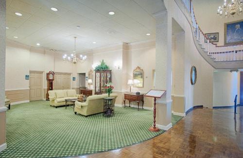 Stone Mountain Hotel | The Inn at Stone Mountain Park
