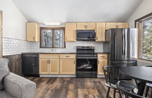 Bartlett Hotel | The Inn & More