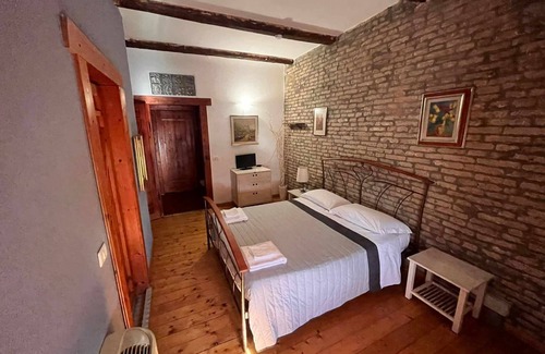 Medelana House | The Inn of the Artists