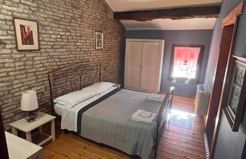 Medelana House | The Inn of the Artists