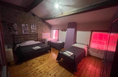 Medelana House | The Inn of the Artists