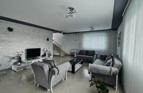 Susanj Villa | The Inspiration